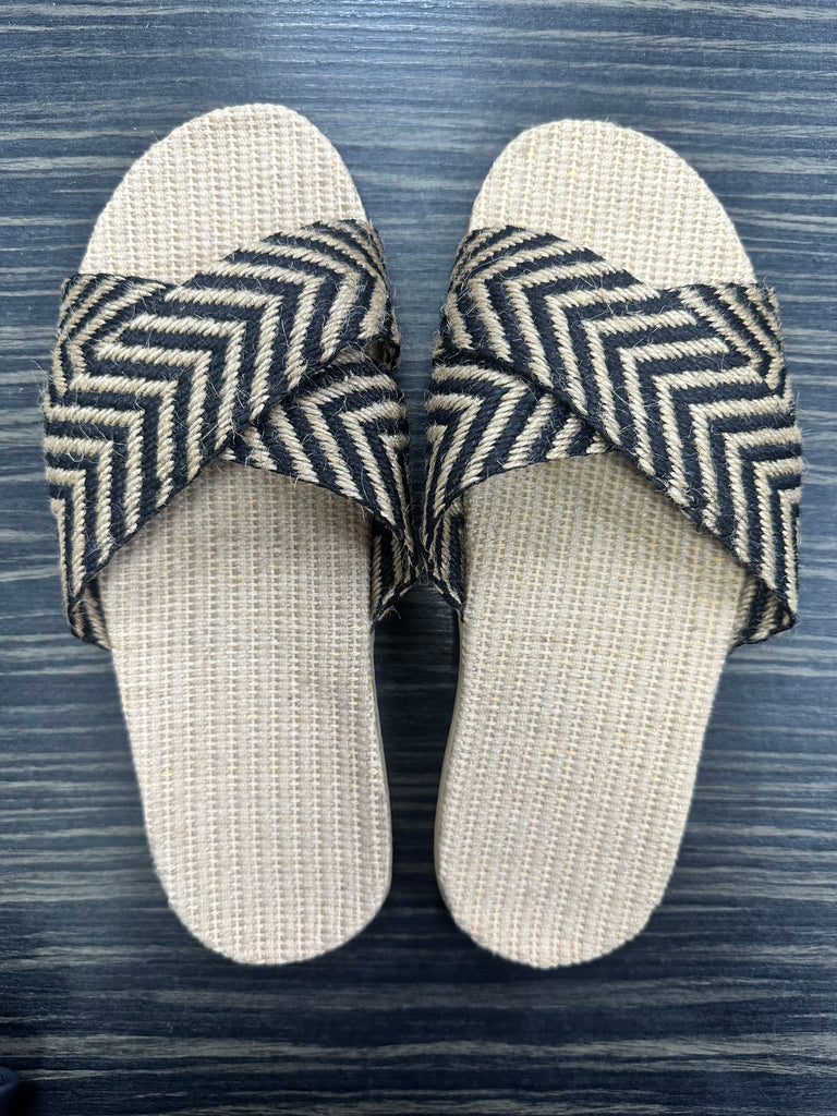 DMB Woven Sliders