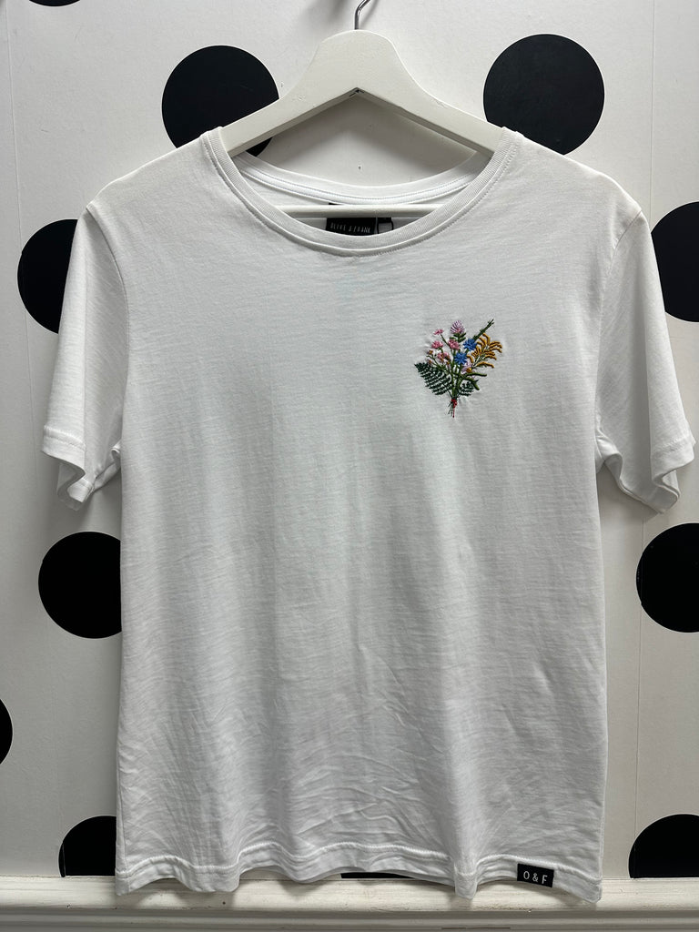 Olive & Frank White Flower Embroidery Tee