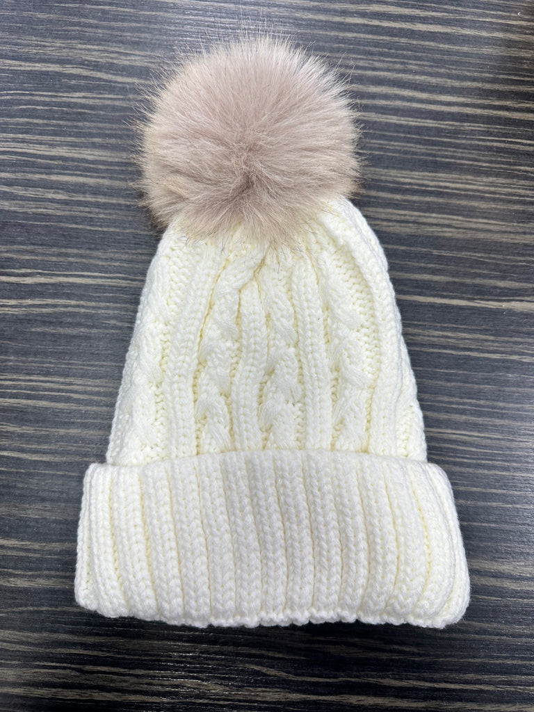 DMB Contrast Pom Pom Hat