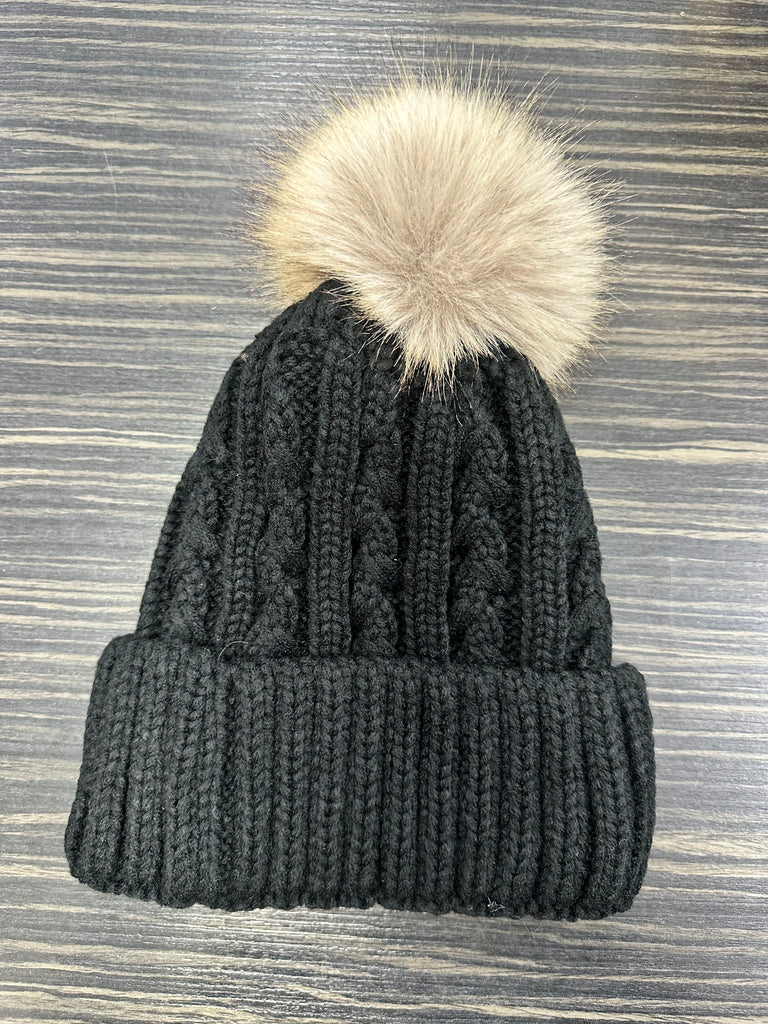 DMB Contrast Pom Pom Hat