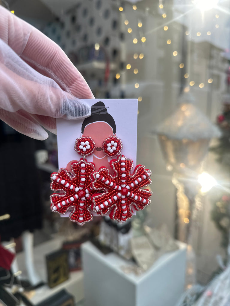 *DMB Christmas* Beaded Christmas Snowflake Earrings