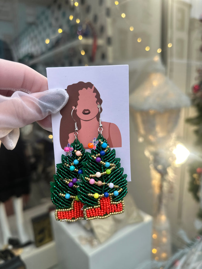 *DMB Christmas* Beaded Christmas Tree Earrings