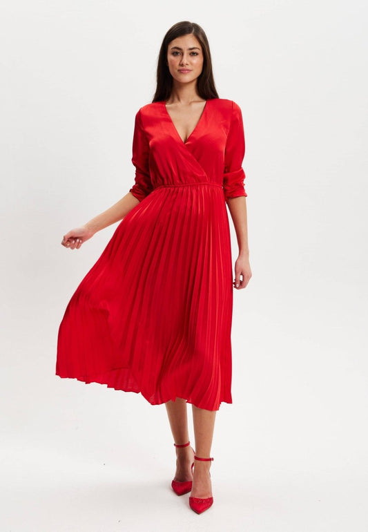 Liquorish Red Midi Dress With Pleat Details - Daisy Mae Boutique