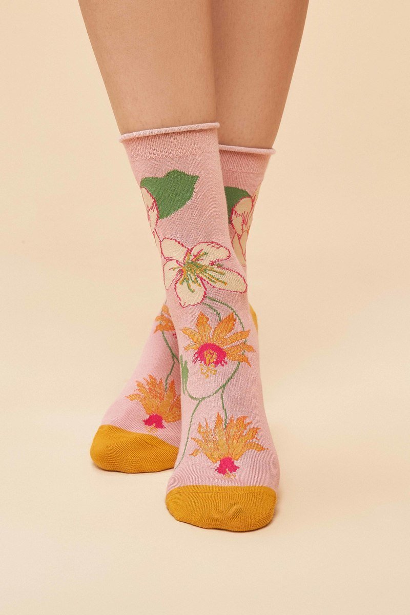 Powder Tropical Flora Socks Petal - Daisy Mae Boutique