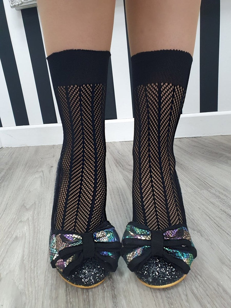 DMB Black Chevron Ankle Socks - Daisy Mae Boutique
