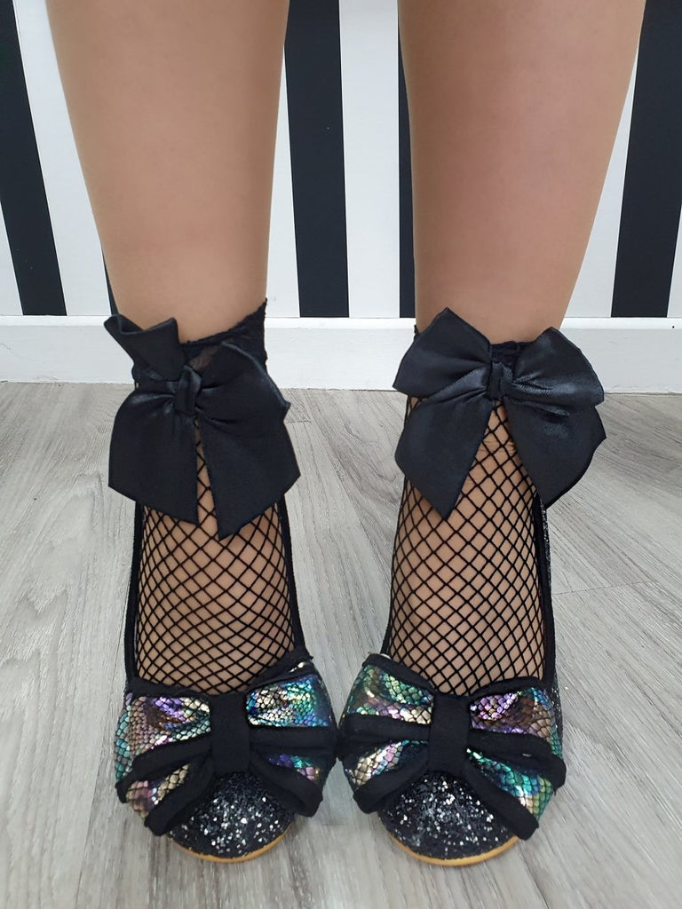 DMB Black Fishnet Bow Ankle Socks - Daisy Mae Boutique